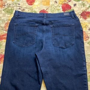 Lee jeans new without tags